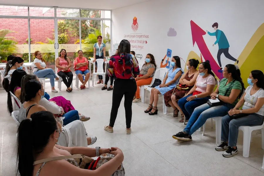 Acompa&ntilde;amiento cercano para asociados y sus proyectos familiares